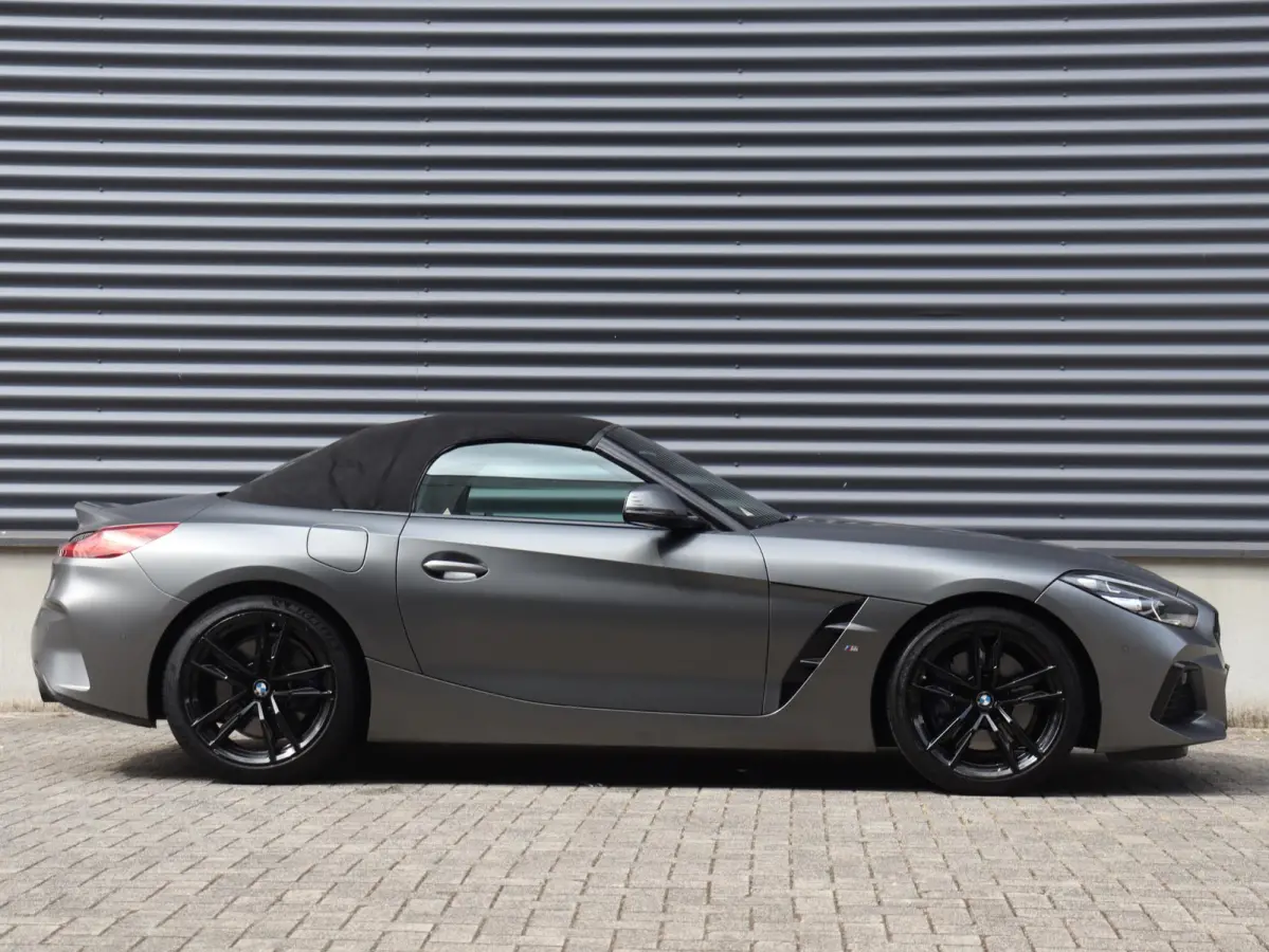 sDrive30i | High Executive | M Sportpakket | Head-Up | Elektr. Stoelen | Harman Kardon | Comfort Access | Stuurwiel Verwarmd | 19'' LMV