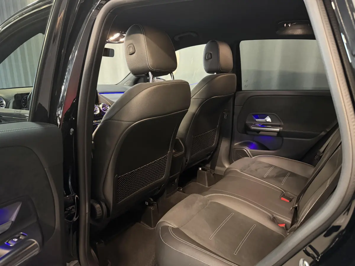 250 e AMG Line 18''/Dodehoek/Camera/Keyless/Sfeerverlichting/DAB/PDC v+a/Stoelverwarming/Apple Carplay & Android Auto