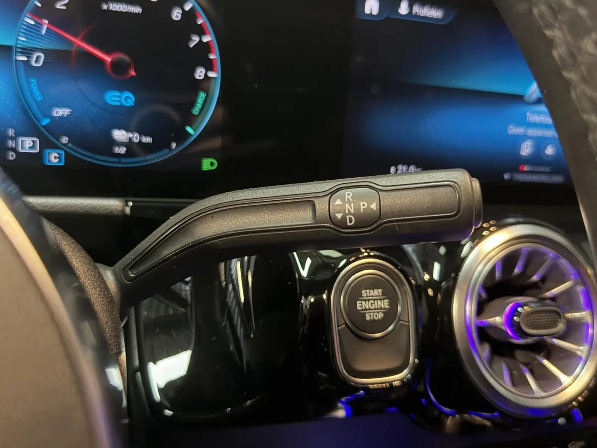 250 e AMG Line 18''/Dodehoek/Camera/Keyless/Sfeerverlichting/DAB/PDC v+a/Stoelverwarming/Apple Carplay & Android Auto