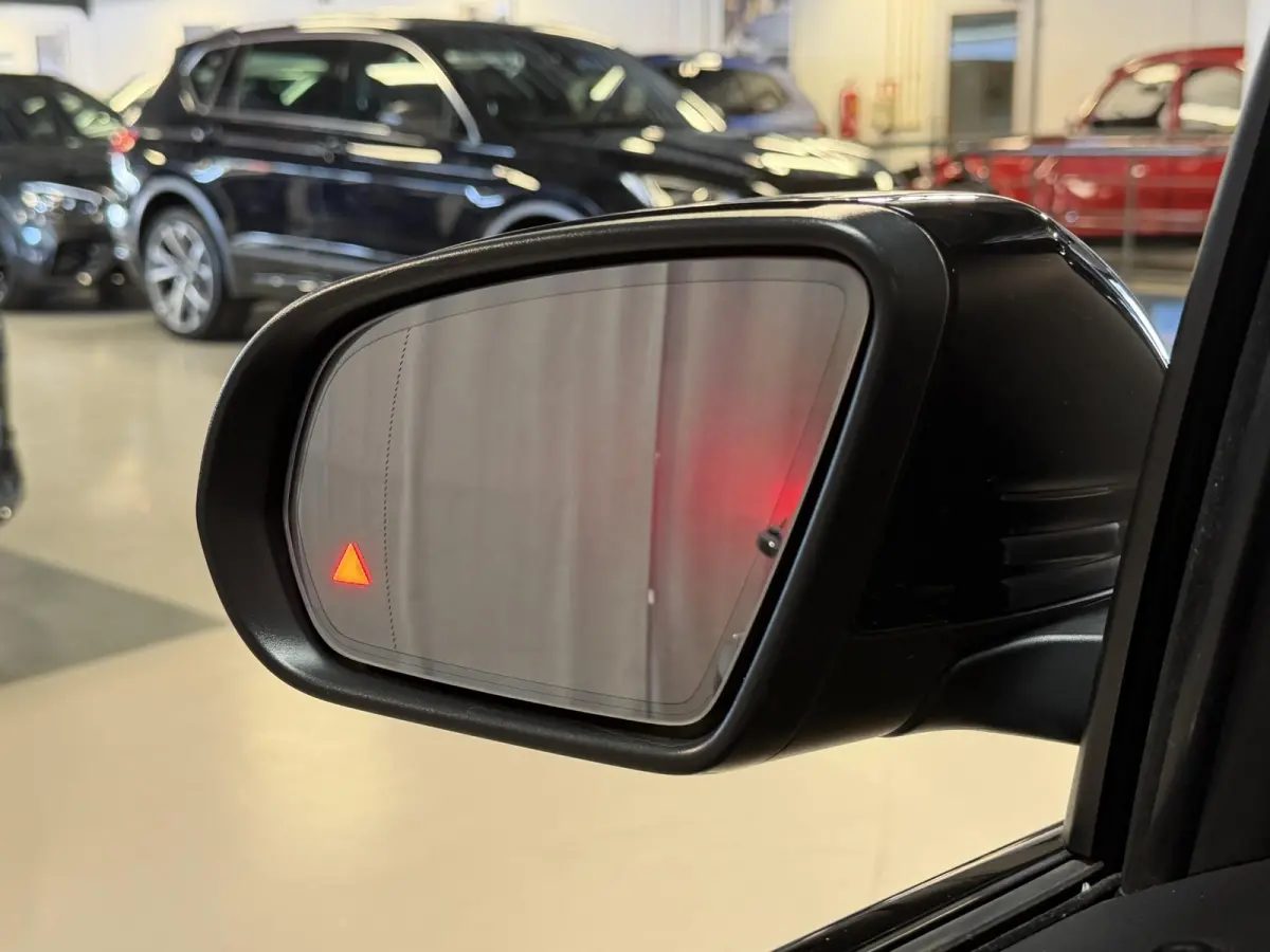 250 e AMG Line 18''/Dodehoek/Camera/Keyless/Sfeerverlichting/DAB/PDC v+a/Stoelverwarming/Apple Carplay & Android Auto