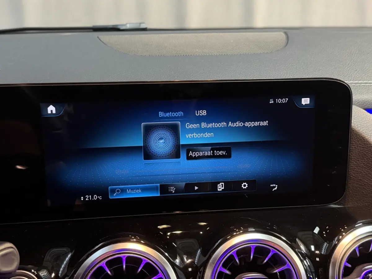 250 e AMG Line 18''/Dodehoek/Camera/Keyless/Sfeerverlichting/DAB/PDC v+a/Stoelverwarming/Apple Carplay & Android Auto