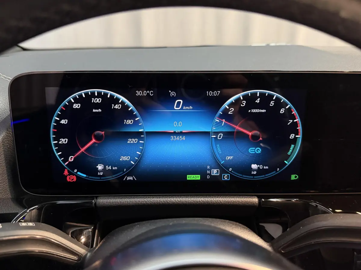 250 e AMG Line 18''/Dodehoek/Camera/Keyless/Sfeerverlichting/DAB/PDC v+a/Stoelverwarming/Apple Carplay & Android Auto