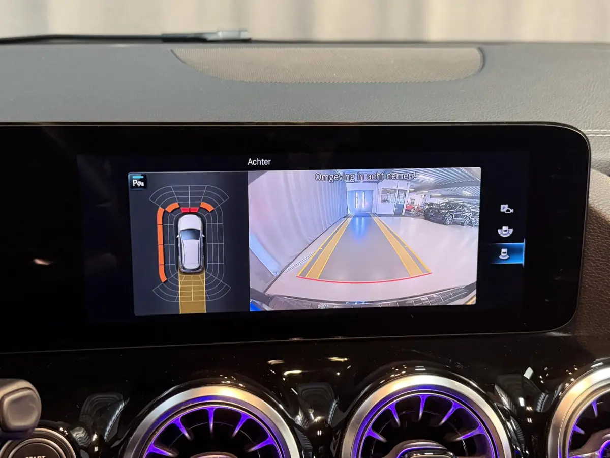 250 e AMG Line 18''/Dodehoek/Camera/Keyless/Sfeerverlichting/DAB/PDC v+a/Stoelverwarming/Apple Carplay & Android Auto