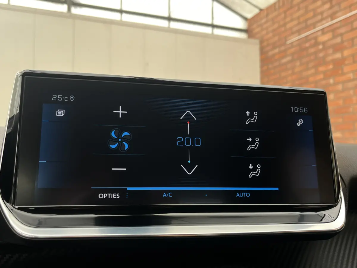 PureTech 100 Allure | Carplay/Android Auto | Navigatie | Bluetooth | Parkeersensoren achter | Climate Control | Cruise Control |