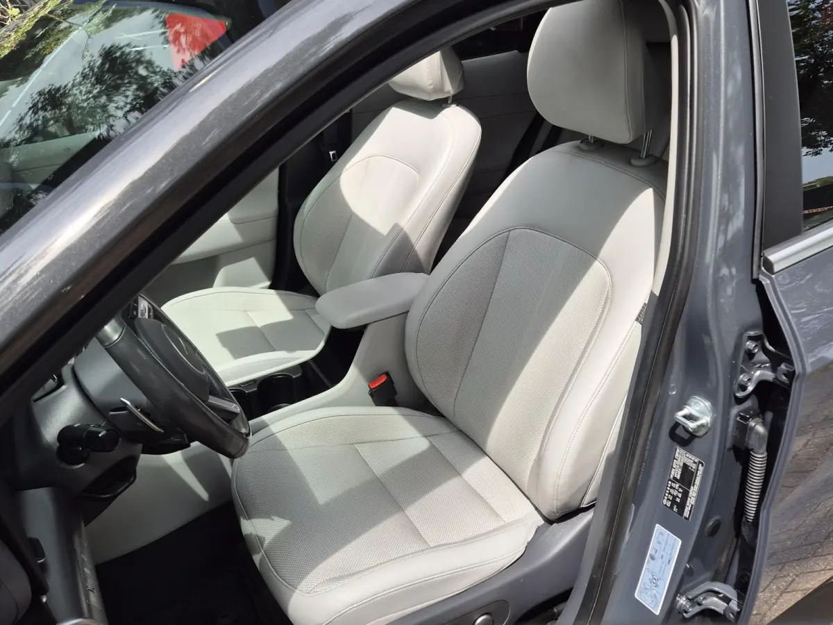 1.6 GDI HEV Premium Sky | Panoramadak | Navigatie | Leer | Cruise Control Licht metalen velgen
