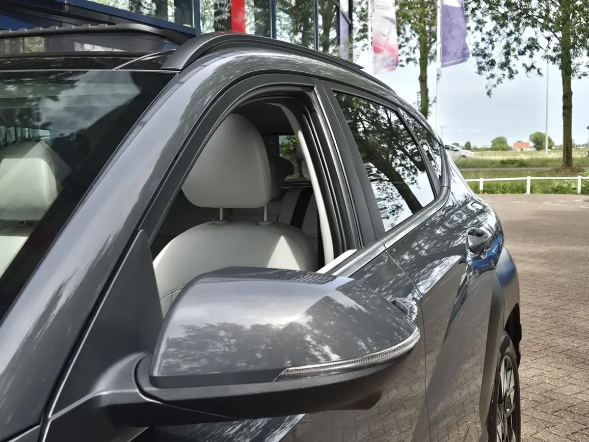1.6 GDI HEV Premium Sky | Panoramadak | Navigatie | Leer | Cruise Control Licht metalen velgen