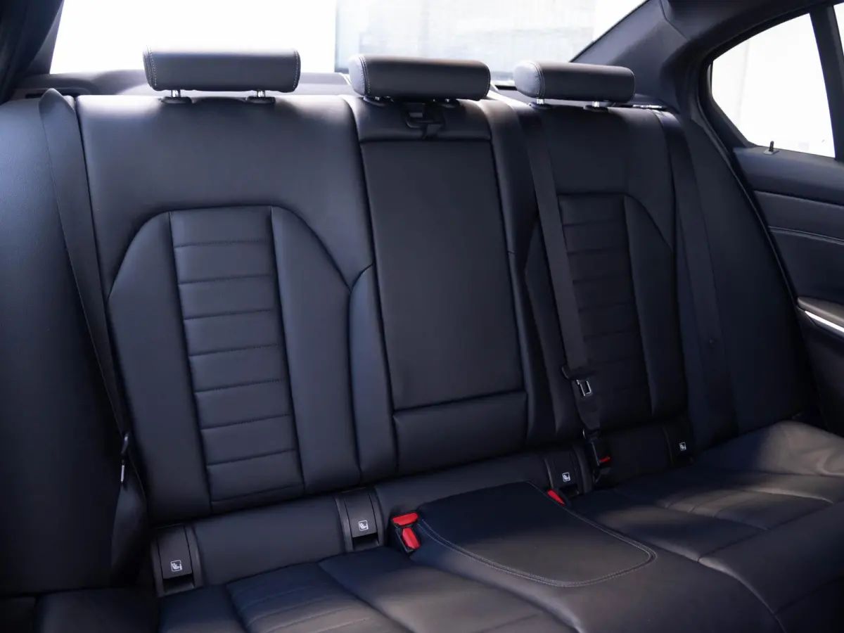 330e SoH 82% | M Sportpakket | Comfort Access | Stoelverwarming | HiFi System | 19 inch | Elektrisch verstelbare stoelen