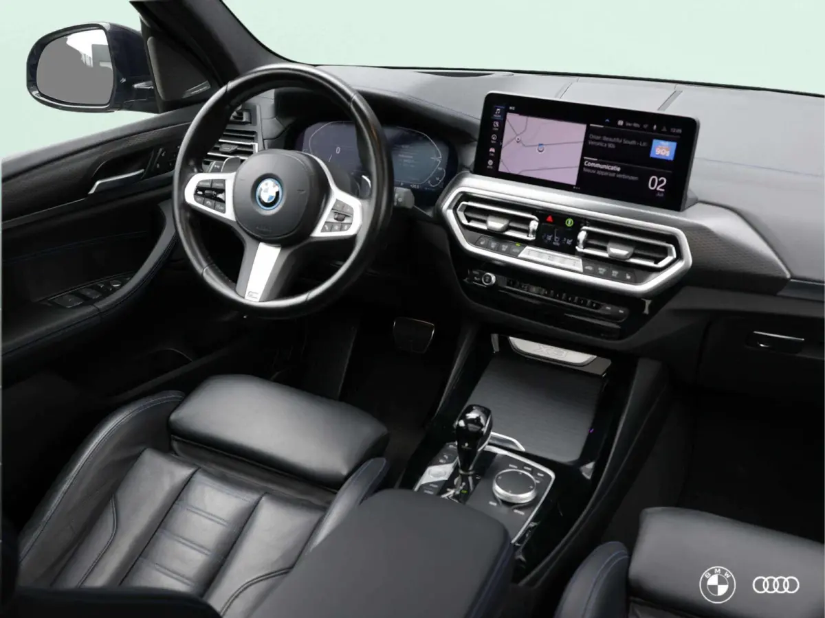 xDrive30e M-SPORT / H&K / PANO / M-STOELEN / HUD / MEM / 20"