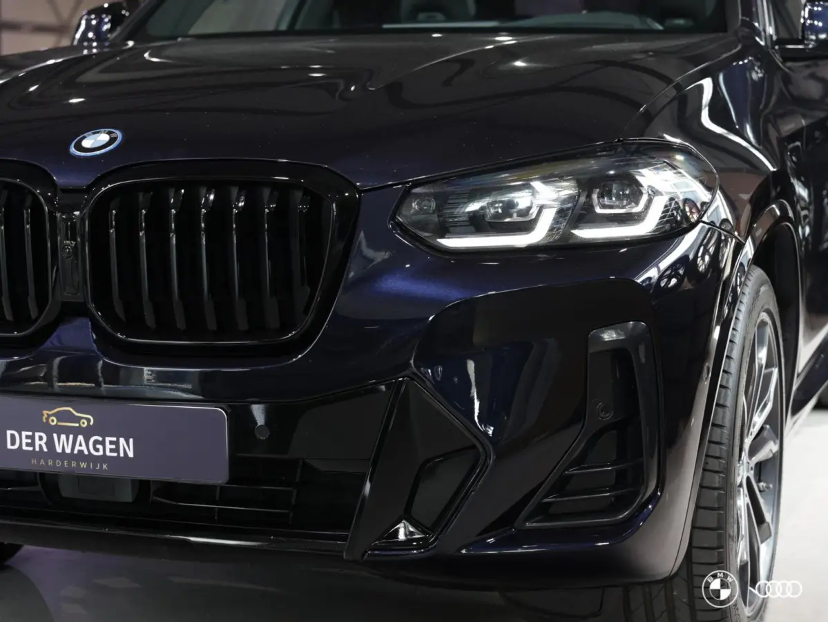 xDrive30e M-SPORT / H&K / PANO / M-STOELEN / HUD / MEM / 20"