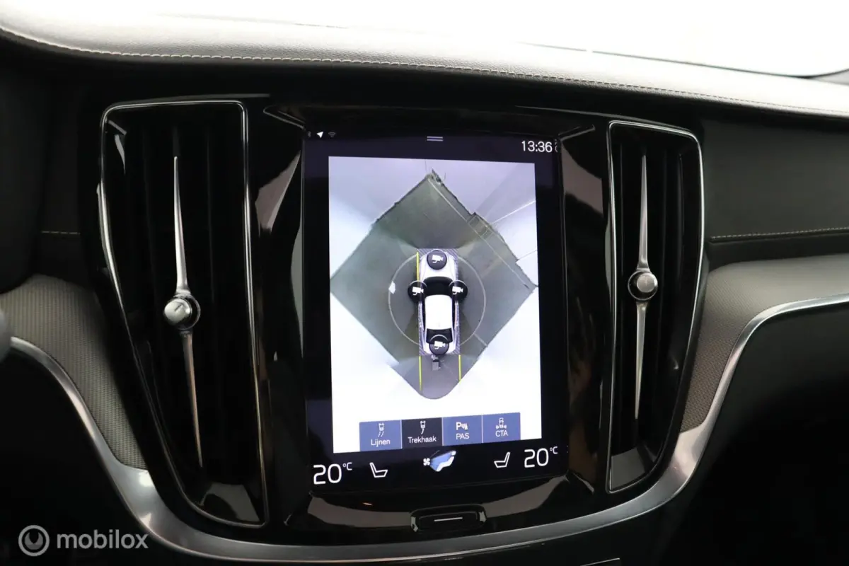 2.0 Recharge T6 AWD R-Design | Panoramadak | 360 Camera | BLISS | Adaptive Cruise| SOH 100% | Verwarmbaar stuurwiel & Voorstoelen | 19" Velgen