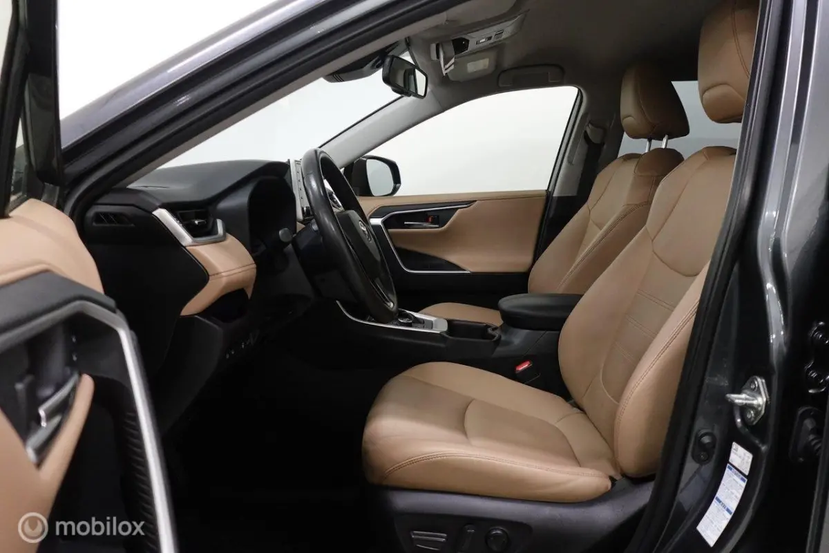 2.5 Hybrid AWD Executive, leer