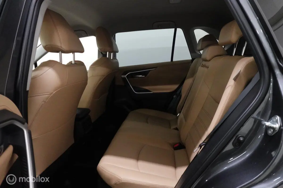 2.5 Hybrid AWD Executive, leer