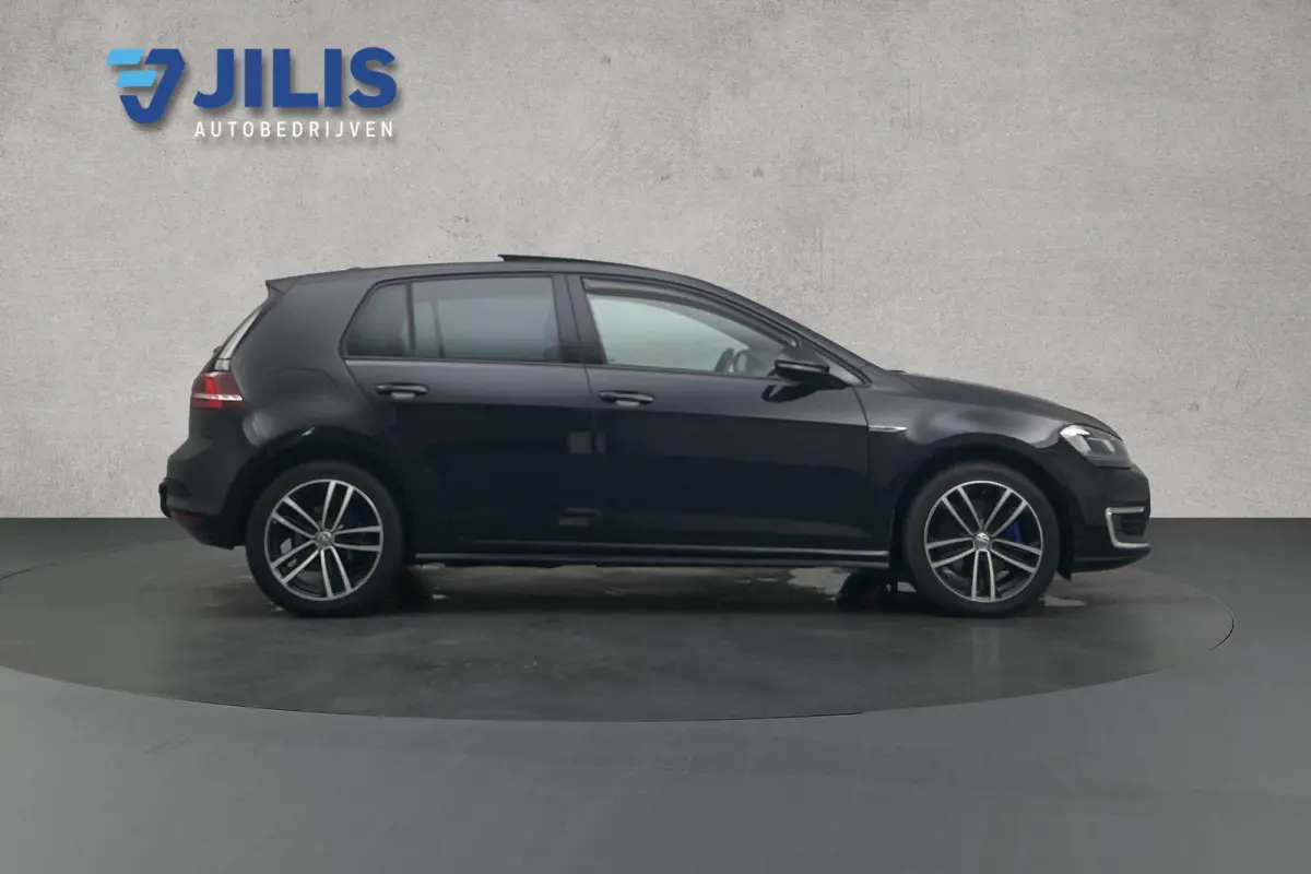 1.4 TSI GTE Trekhaak | Lederen bekleding | Panoramadak | Navigatie