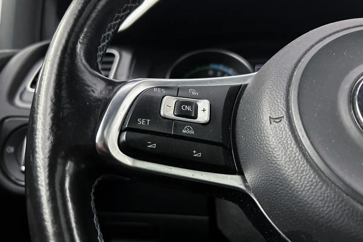 1.4 TSI GTE Trekhaak | Lederen bekleding | Panoramadak | Navigatie