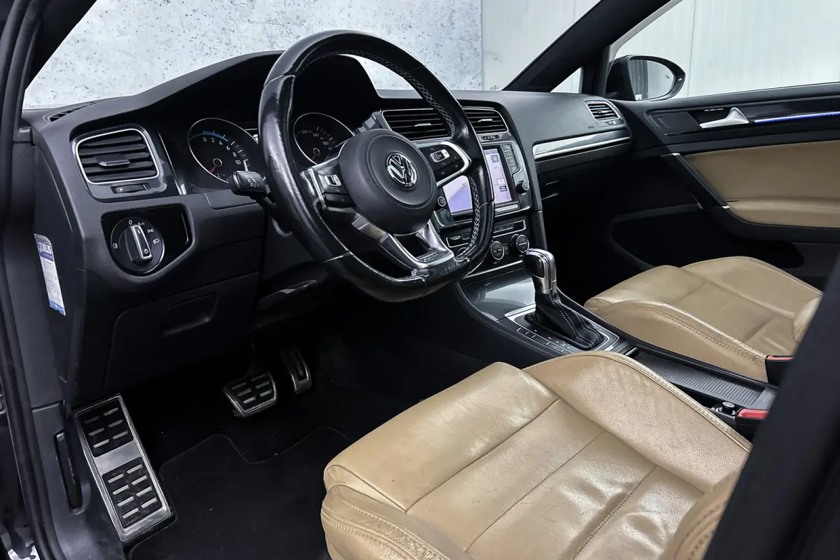 1.4 TSI GTE Trekhaak | Lederen bekleding | Panoramadak | Navigatie