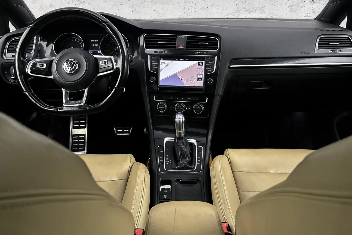 1.4 TSI GTE Trekhaak | Lederen bekleding | Panoramadak | Navigatie
