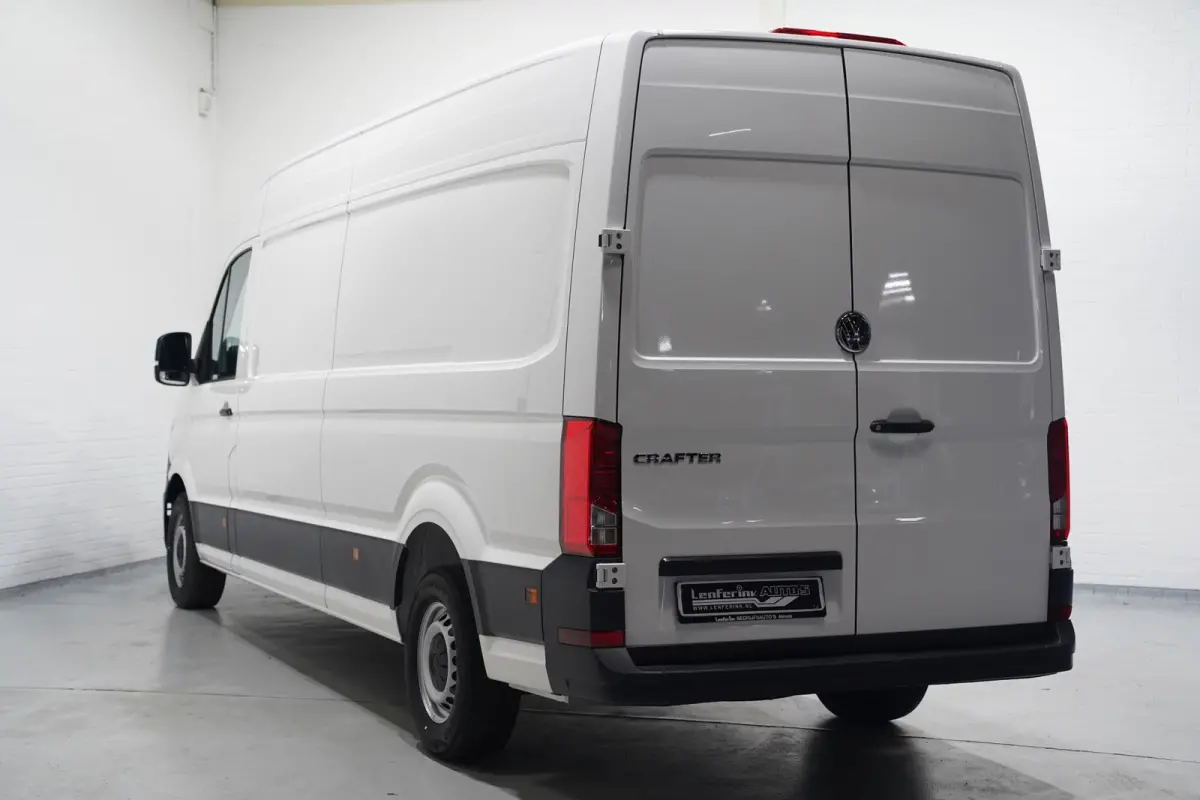 2.0 TDI 140 pk L4H3 Airco, Cruise Control Geveerde Stoel, PDC V+A, 3-Zits, Nieuw ongebruikt
