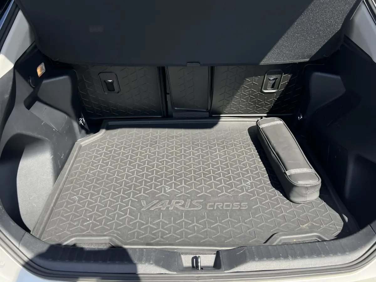 1.5 Hybrid Executive | Navi | 360 Camera | Carplay | Dodehoek | Winter Pack