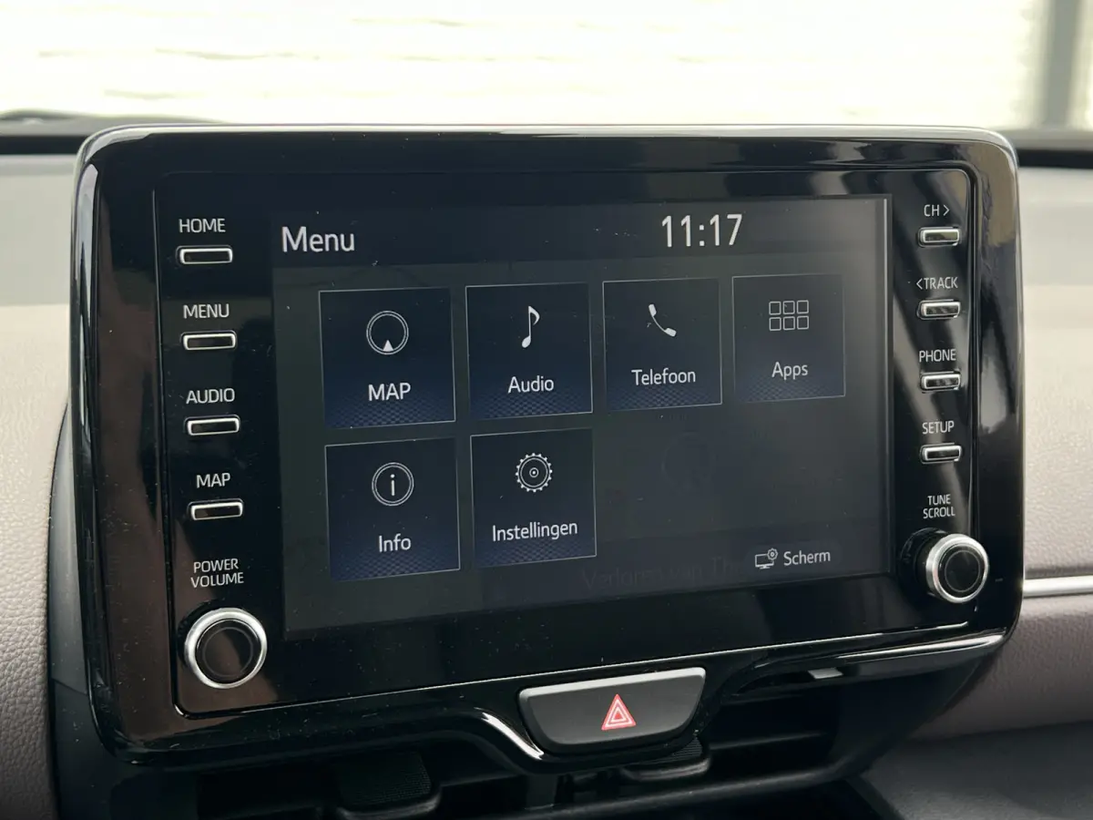 1.5 Hybrid Executive | Navi | 360 Camera | Carplay | Dodehoek | Winter Pack