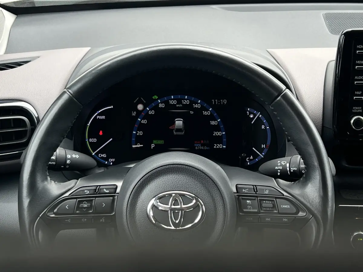 1.5 Hybrid Executive | Navi | 360 Camera | Carplay | Dodehoek | Winter Pack