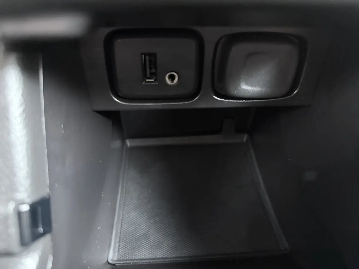 1.4 Turbo Online Edition | Parkeersensor achter | Parkeersensor voor | Trekhaak met afneembare kogel
