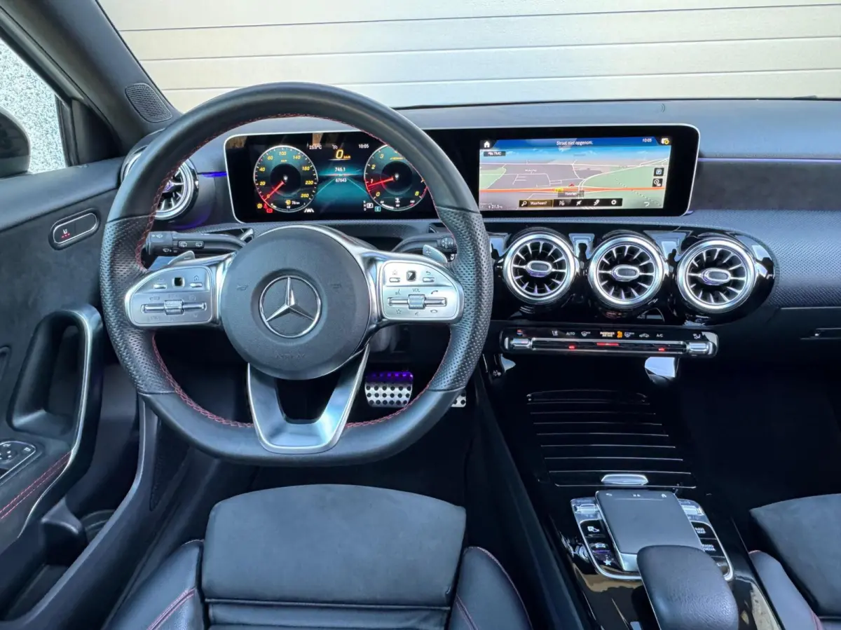 200 Business Solution AMG Pano/Widescreen/Night/LED/Stoelver/Camera/Diffuser upgrade