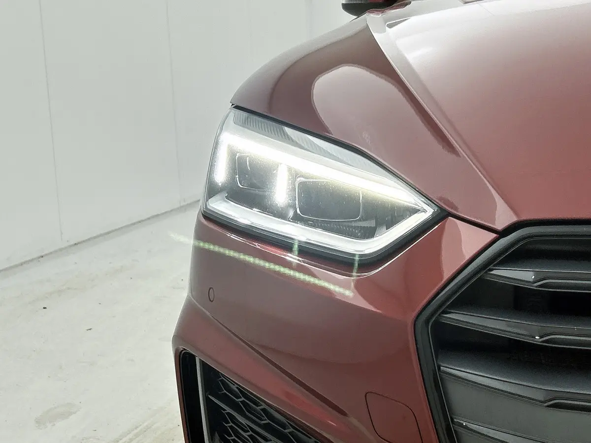 40 TFSI Sport S-line Edition(NL-auto, Goed OnderH, Trekhaak, StoelV, Climate Con, Navi, PDC, Cruise Con, Etc)