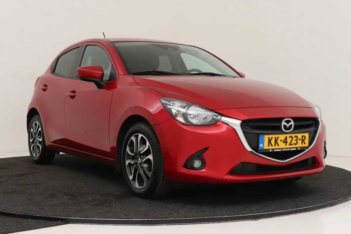 1.5 Skyactiv-G GT-M Line | Org NL | Stoelverwarming | Camera | Parkeersensoren | Climate control | Cruise control | Navi |