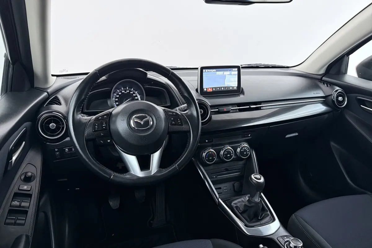 1.5 Skyactiv-G GT-M Line | Org NL | Stoelverwarming | Camera | Parkeersensoren | Climate control | Cruise control | Navi |