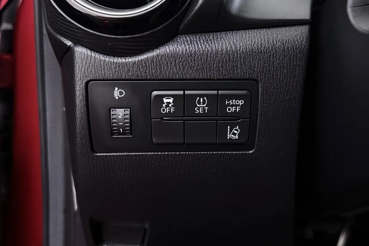 1.5 Skyactiv-G GT-M Line | Org NL | Stoelverwarming | Camera | Parkeersensoren | Climate control | Cruise control | Navi |
