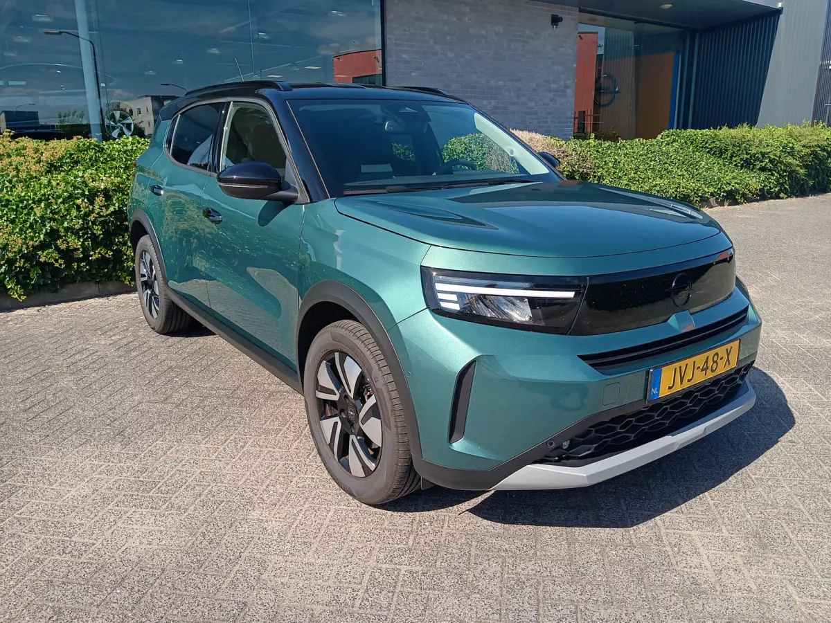 1.2 Turbo GS Hybrid 110 PK Automaat incl. afn. trekhaak en fabrieksgarantie!