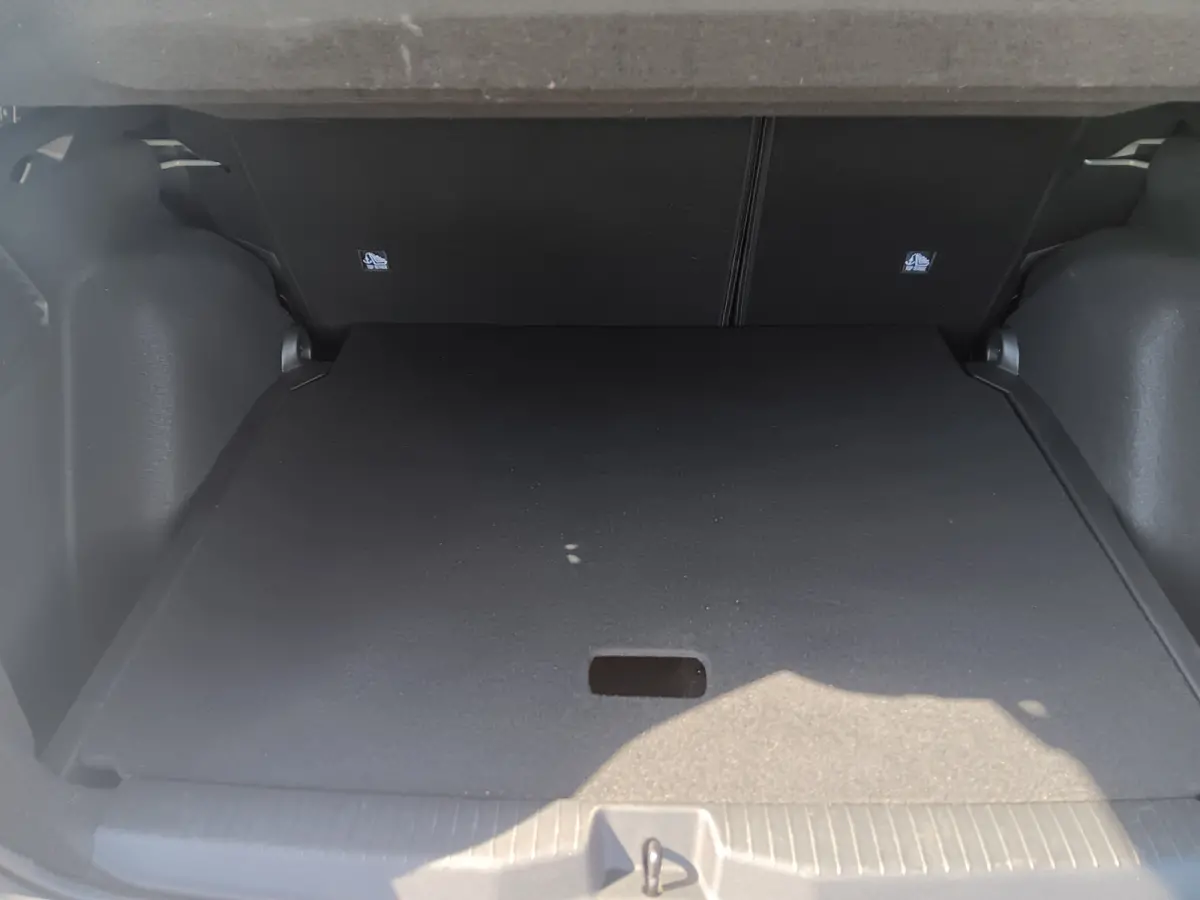 1.2 Turbo GS Hybrid 110 PK Automaat incl. afn. trekhaak en fabrieksgarantie!
