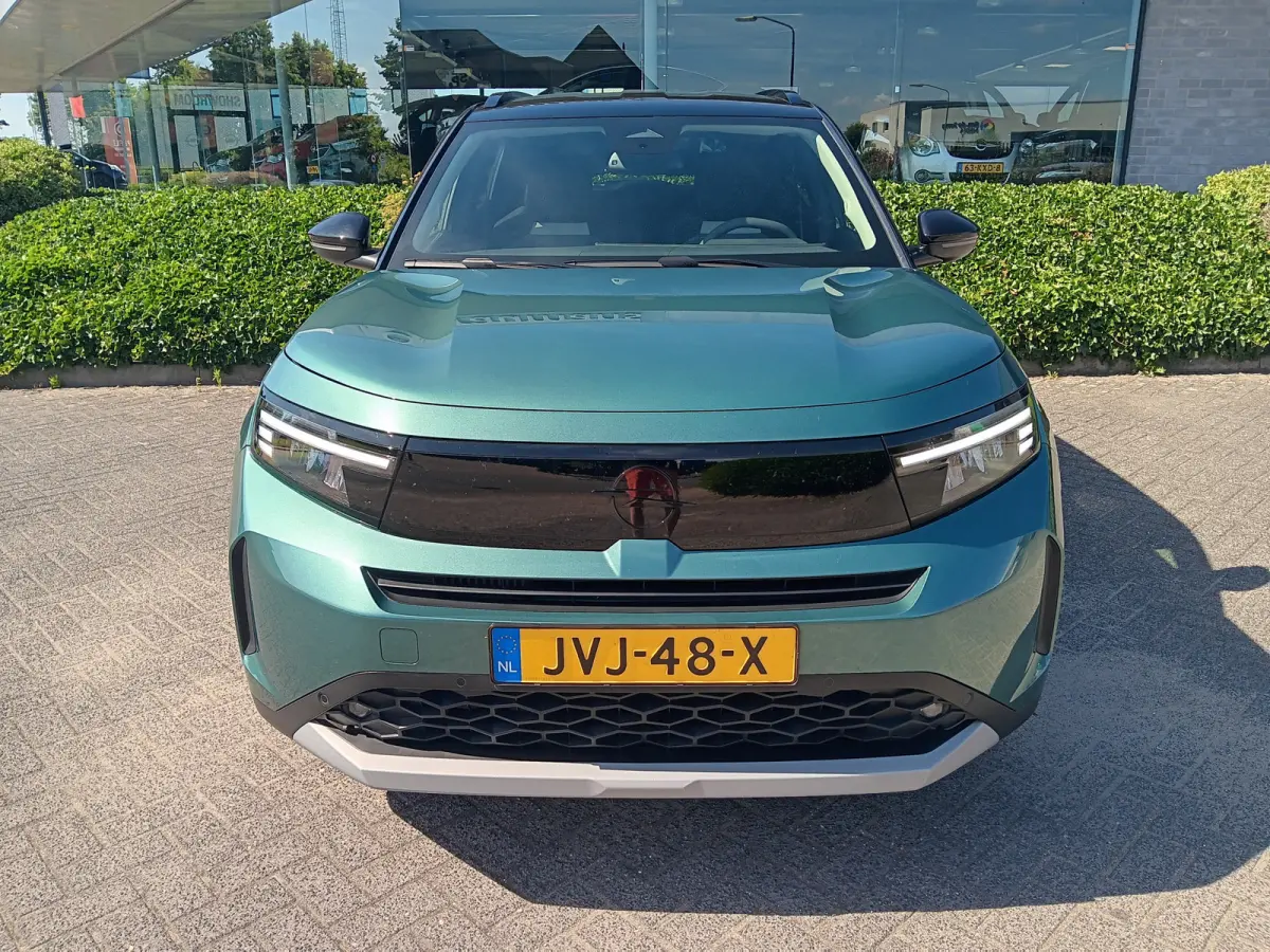 1.2 Turbo GS Hybrid 110 PK Automaat incl. afn. trekhaak en fabrieksgarantie!