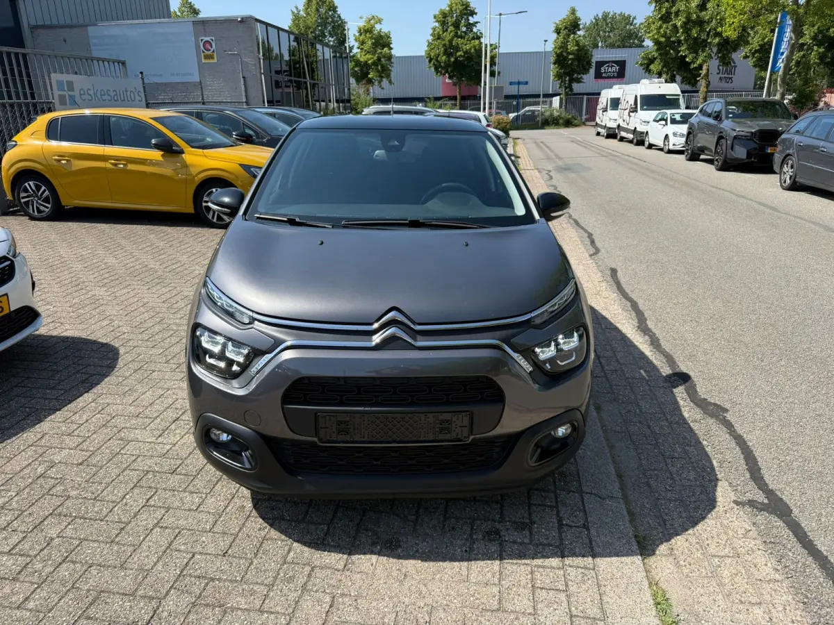 1.2 PureTech Feel, Facelift, Navi, Dealer auto