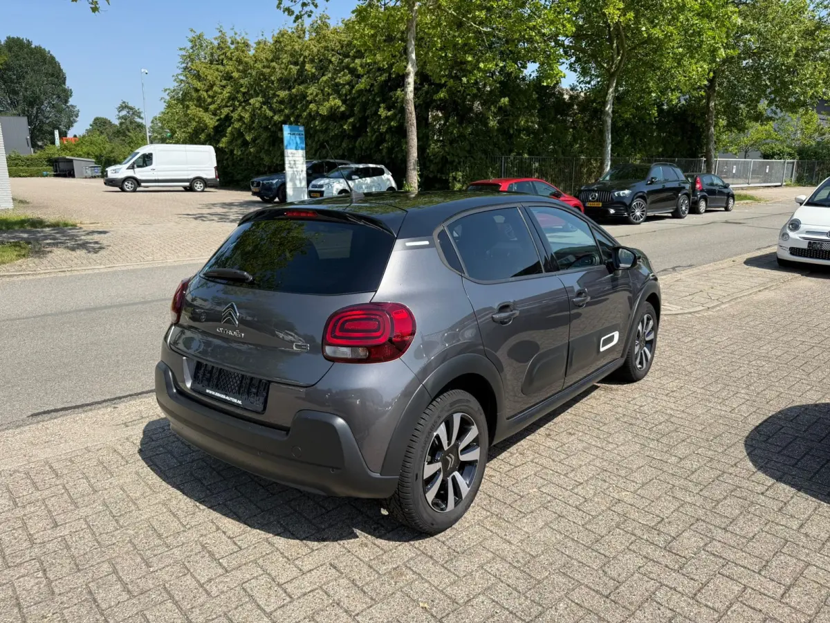 1.2 PureTech Feel, Facelift, Navi, Dealer auto