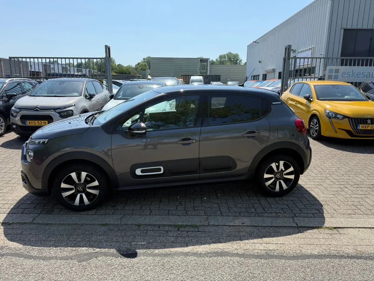 1.2 PureTech Feel, Facelift, Navi, Dealer auto