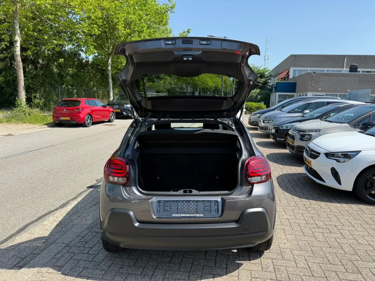 1.2 PureTech Feel, Facelift, Navi, Dealer auto