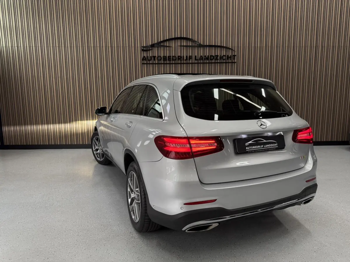 250 4MATIC Edition | Pano | Camera