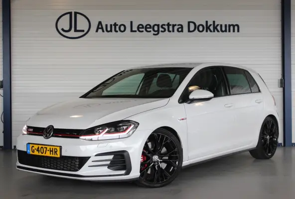 2.0 TSI GTI Performance NL-Auto | Milltek | Dynaudio | Carplay | Virtual Cockpit | Camera | LED | Adapt. Cruise | 19" LMV | PDC