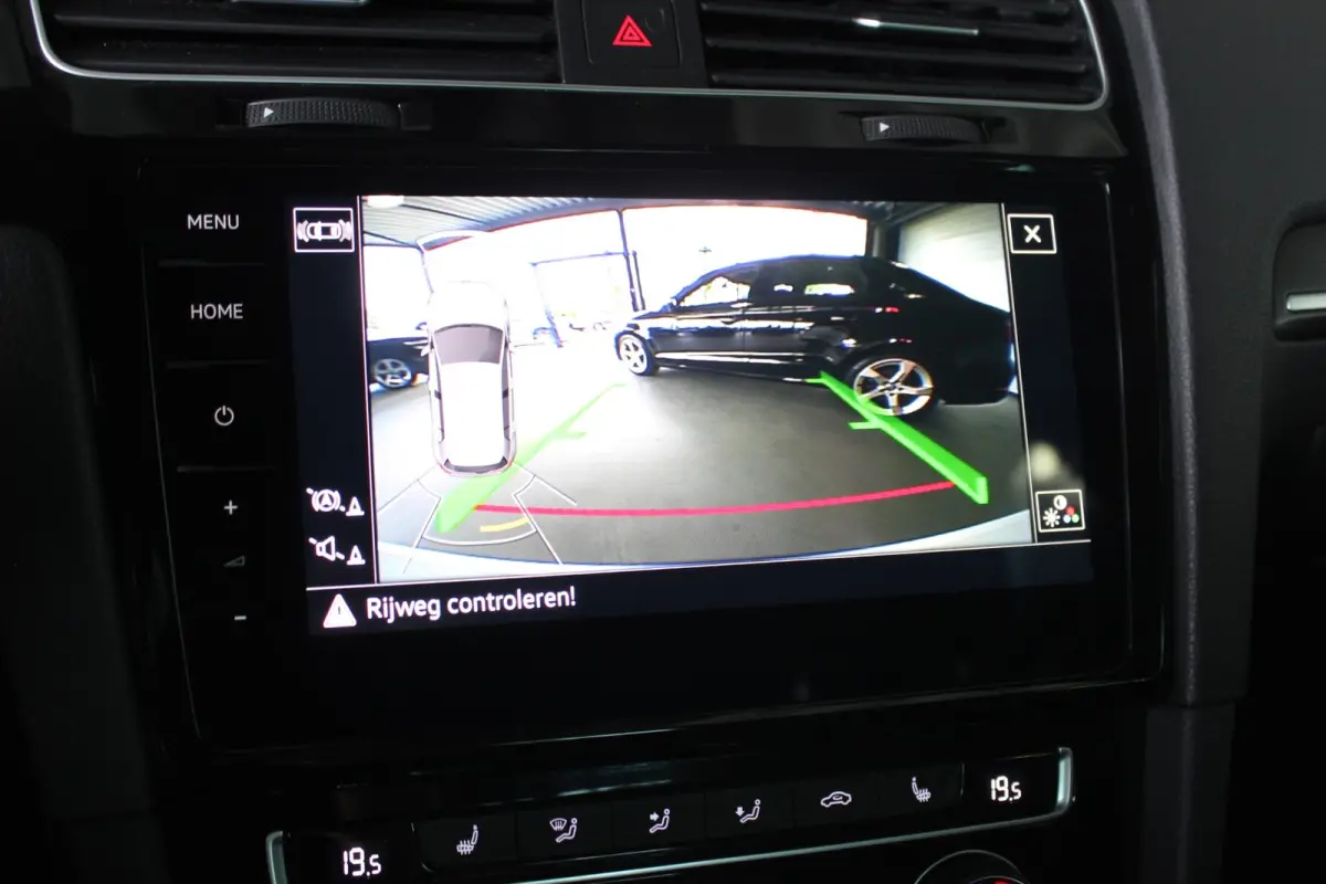 2.0 TSI GTI Performance NL-Auto | Milltek | Dynaudio | Carplay | Virtual Cockpit | Camera | LED | Adapt. Cruise | 19" LMV | PDC