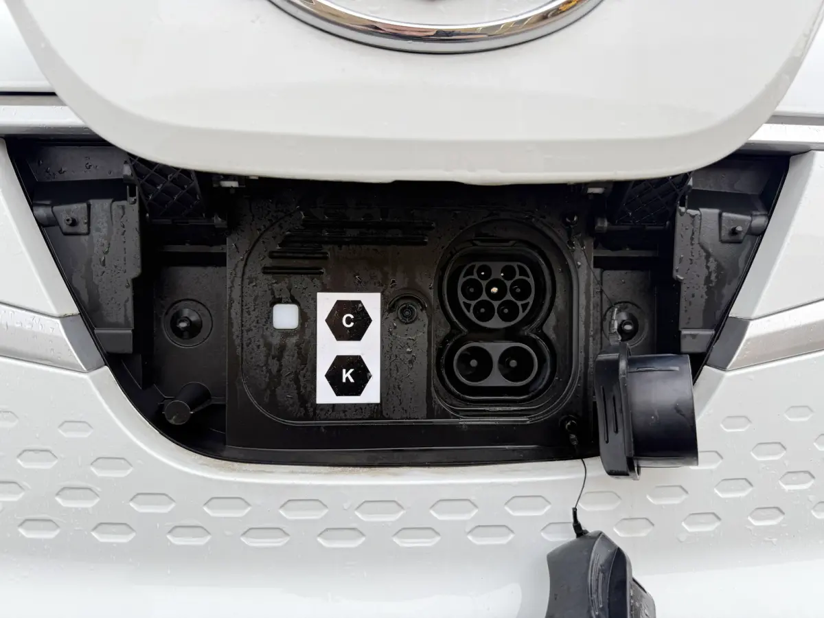 50 kWh 122PK Nieuw! L1 SWB Elektrisch 50kWh 227km WLTP Carplay Touchscreen scherm Camera Parkeersensoren
