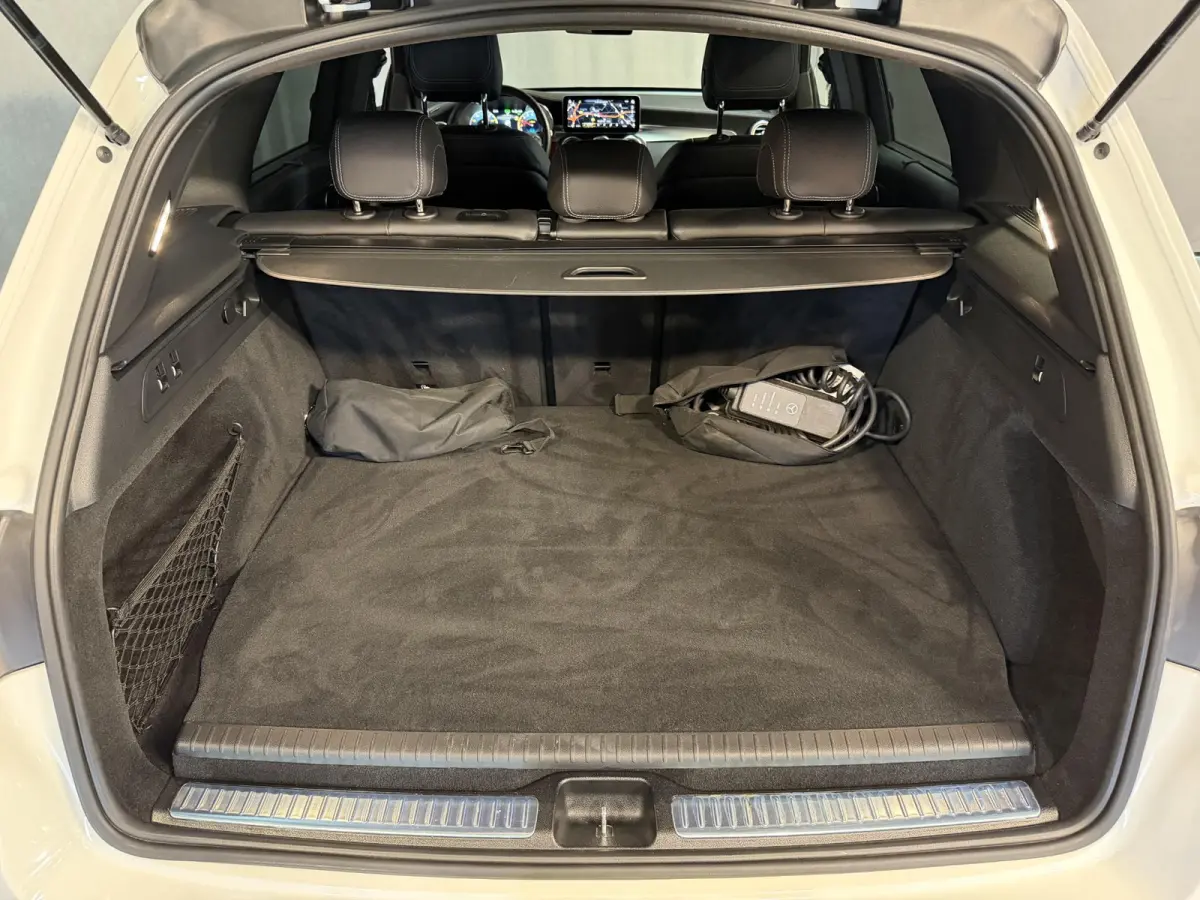 4MATIC AMG Line 19"/Luchtvering/Matrix LED/Keyless/Memory + stoelverwarming/Sfeerverlichting/Elektrische klep/Apple Carplay & Android Auto