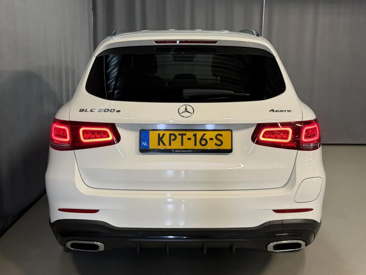 4MATIC AMG Line 19"/Luchtvering/Matrix LED/Keyless/Memory + stoelverwarming/Sfeerverlichting/Elektrische klep/Apple Carplay & Android Auto