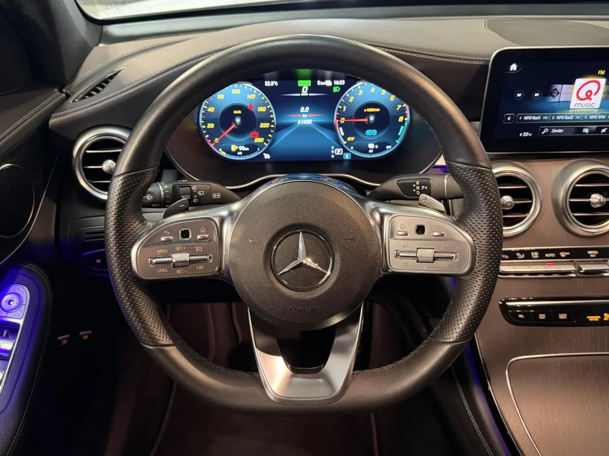 4MATIC AMG Line 19"/Luchtvering/Matrix LED/Keyless/Memory + stoelverwarming/Sfeerverlichting/Elektrische klep/Apple Carplay & Android Auto