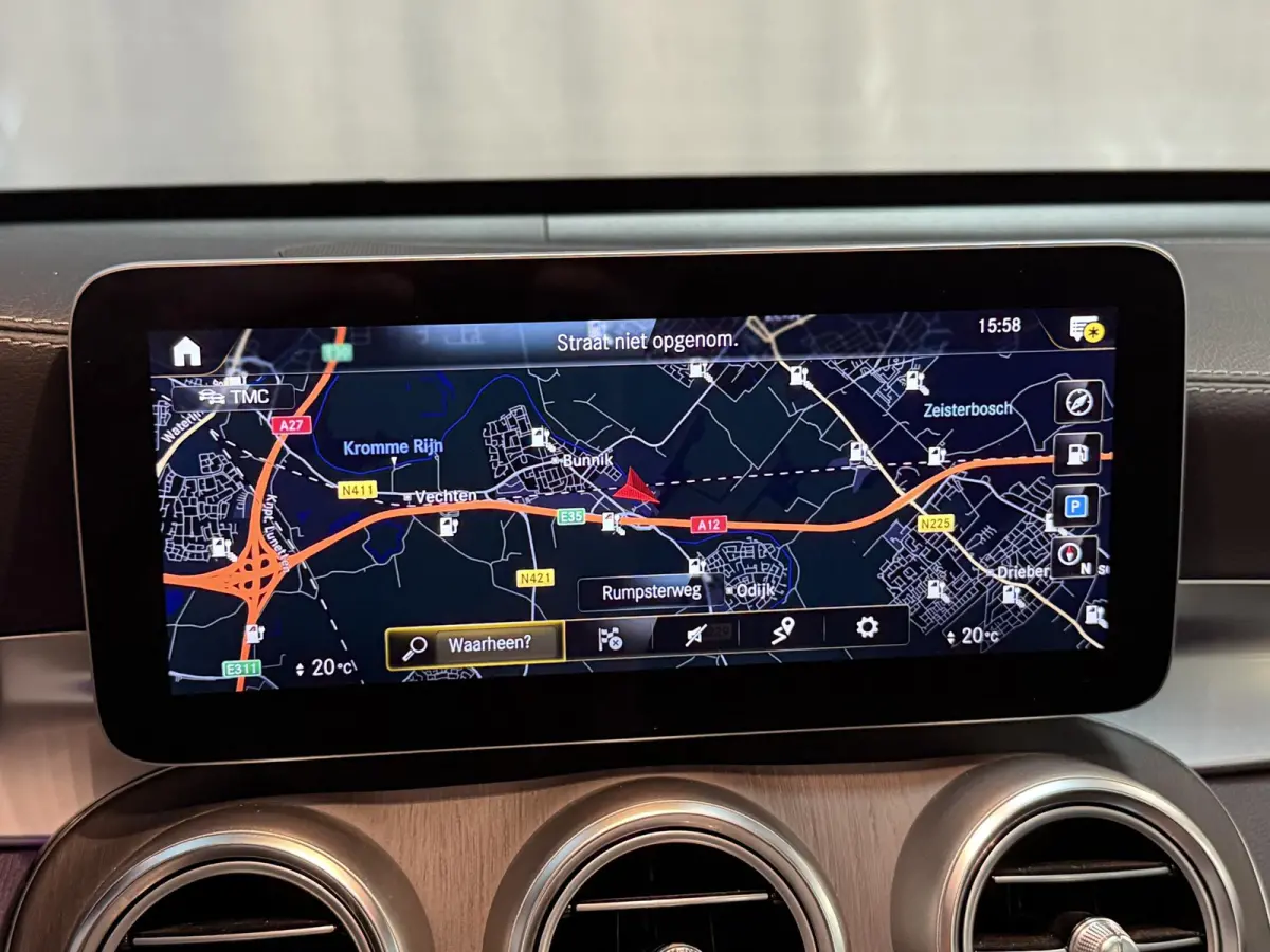 4MATIC AMG Line 19"/Luchtvering/Matrix LED/Keyless/Memory + stoelverwarming/Sfeerverlichting/Elektrische klep/Apple Carplay & Android Auto