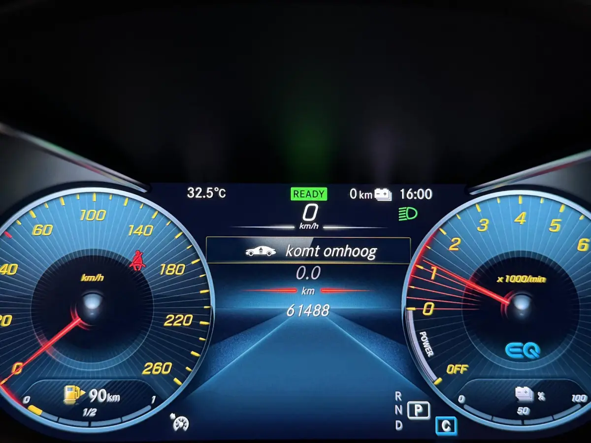 4MATIC AMG Line 19"/Luchtvering/Matrix LED/Keyless/Memory + stoelverwarming/Sfeerverlichting/Elektrische klep/Apple Carplay & Android Auto
