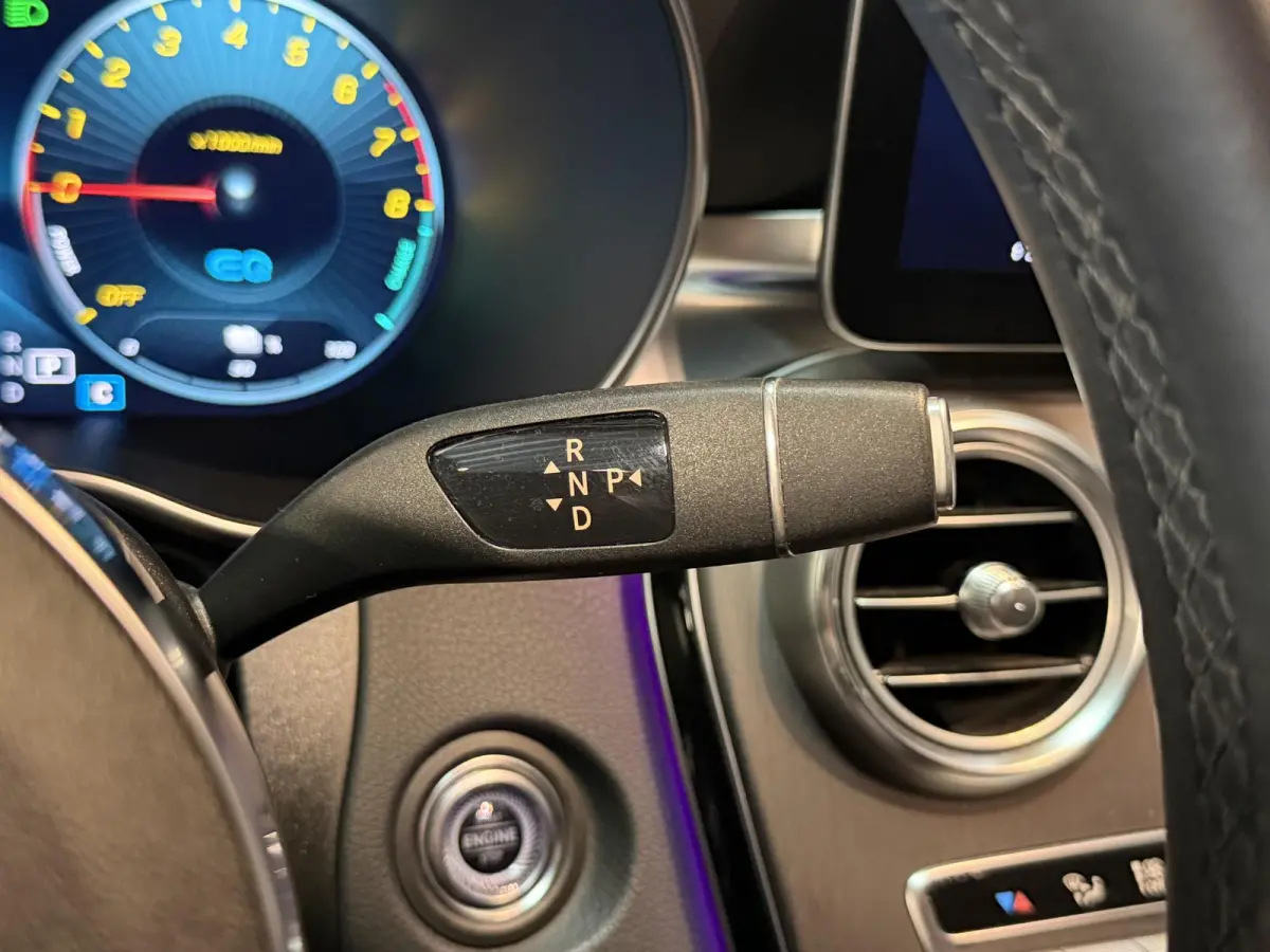 4MATIC AMG Line 19"/Luchtvering/Matrix LED/Keyless/Memory + stoelverwarming/Sfeerverlichting/Elektrische klep/Apple Carplay & Android Auto