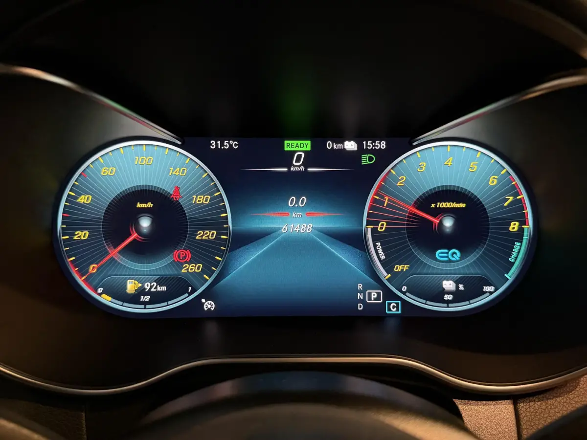 4MATIC AMG Line 19"/Luchtvering/Matrix LED/Keyless/Memory + stoelverwarming/Sfeerverlichting/Elektrische klep/Apple Carplay & Android Auto