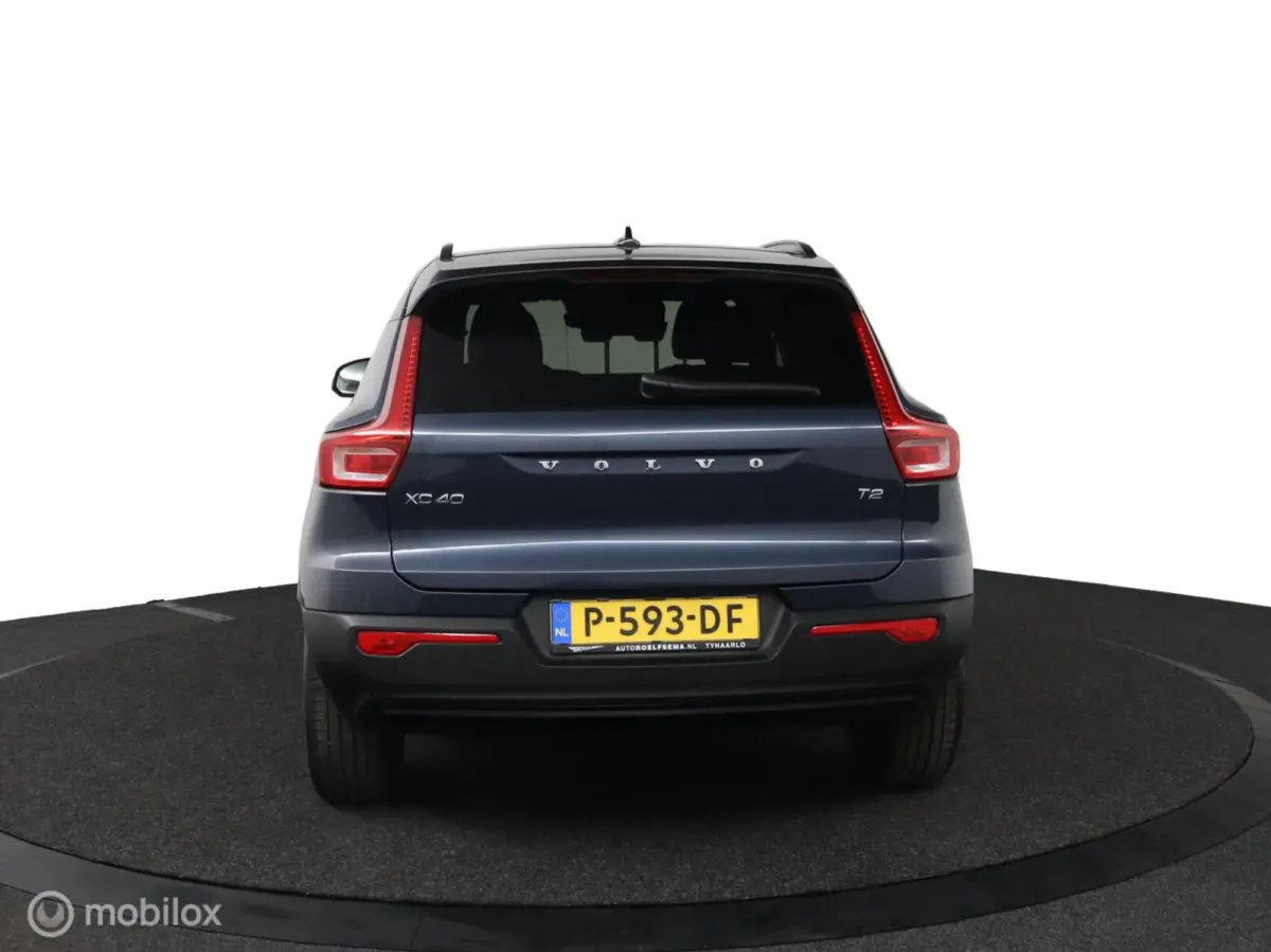 1.5 T2 R-Design | Adaptive Cruise | Camera | Harman Kardon | Verwarmbaar stuurwiel & Voorstoelen | Privacy Glass