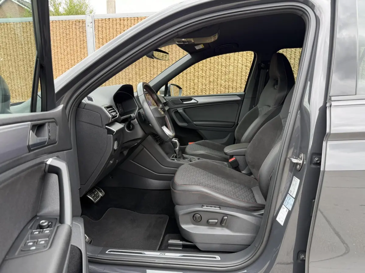1.5 TSI FR Business Intense Automaat | 360 graden camera | Voorstoelen en achterbank verwarmd | Stuur verwarmd | Apple CarPlay/Android Auto | 19 inch lichtmetalen velgen | DAB ontvanger | Pa